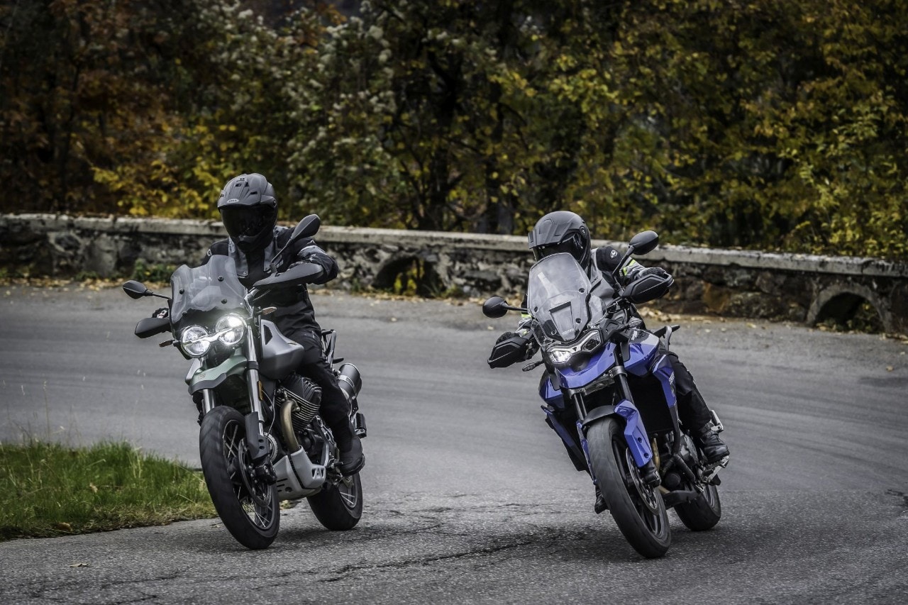 Moto Guzzi V85 TT VS Triumph Tiger 850 Sport: viaggia, guida, SOGNA